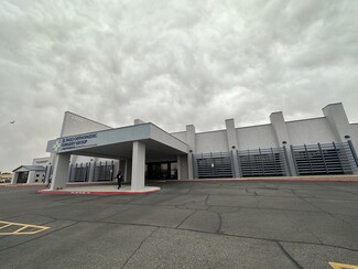 Plus de détails pour 3100 Lee Trevino Dr, El Paso, TX - Bureau/Médical à louer