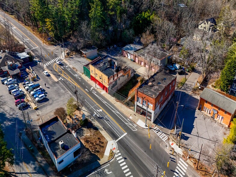 502-506 Merrimon Ave., Asheville, NC à vendre - Photo du bâtiment - Image 3 de 8