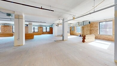 833 W Jackson Blvd, Chicago, IL for lease Interior Photo- Image 2 of 5