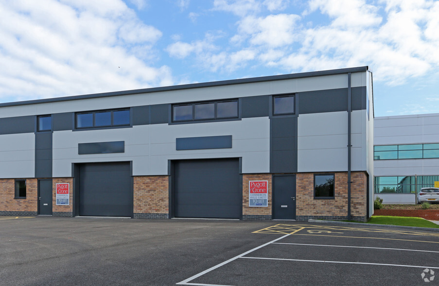 Sadler Rd, Lincoln for lease - Building Photo - Image 2 of 4