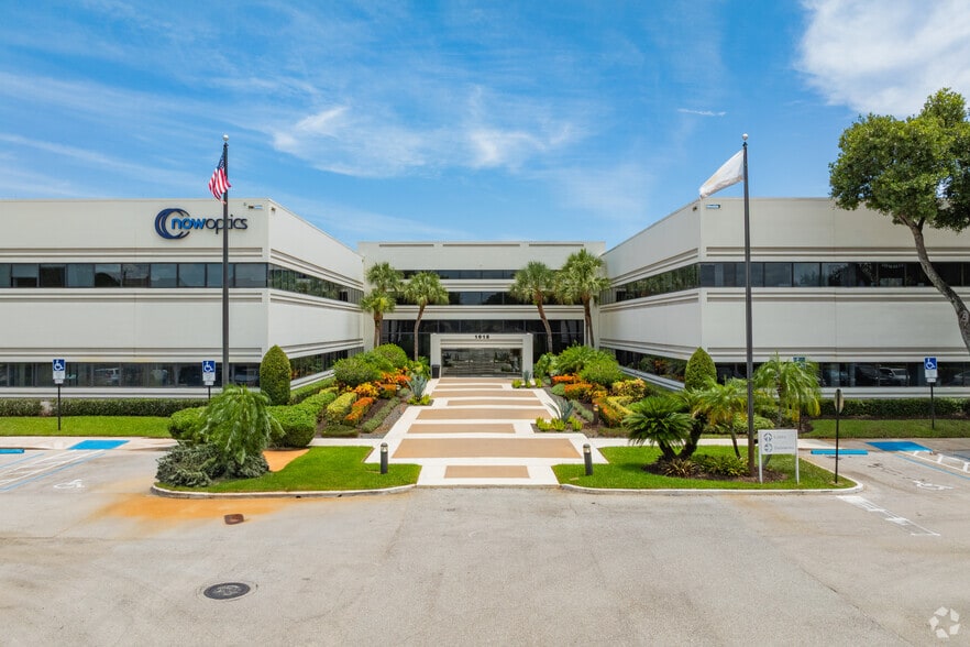 1615 S Congress Ave, Delray Beach, FL for lease - Building Photo - Image 1 of 27