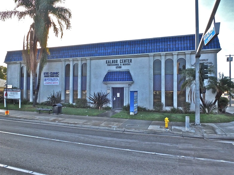 12100 Imperial Hwy, Norwalk, CA à louer - Photo du bâtiment - Image 2 de 28