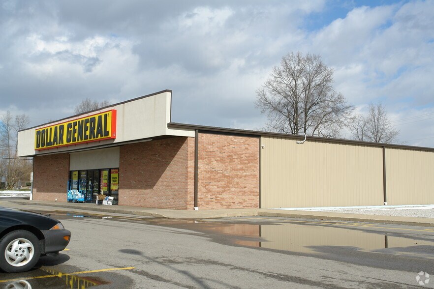 843 Sharon New Castle Rd, Farrell, PA à louer - Photo du bâtiment - Image 2 de 4