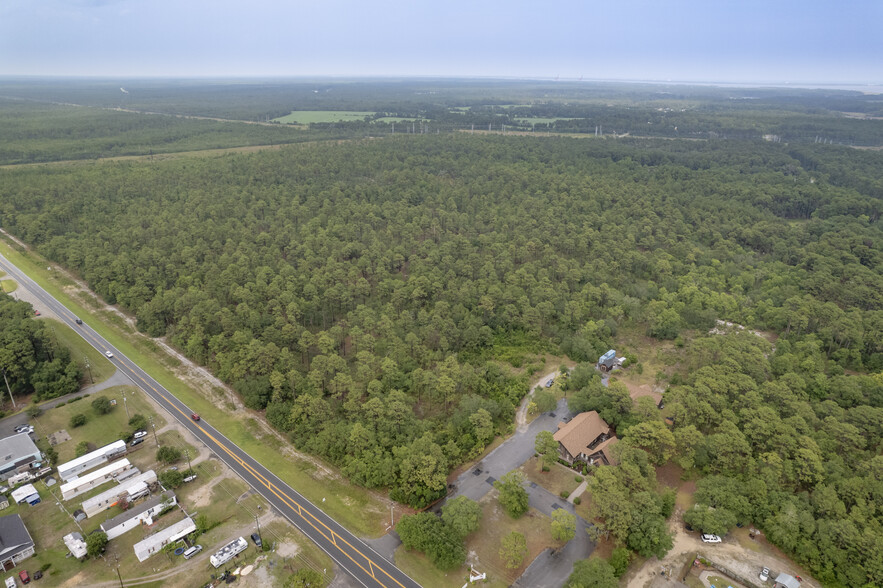 River Road, SE, Southport, NC à vendre - Photo du bâtiment - Image 2 de 44