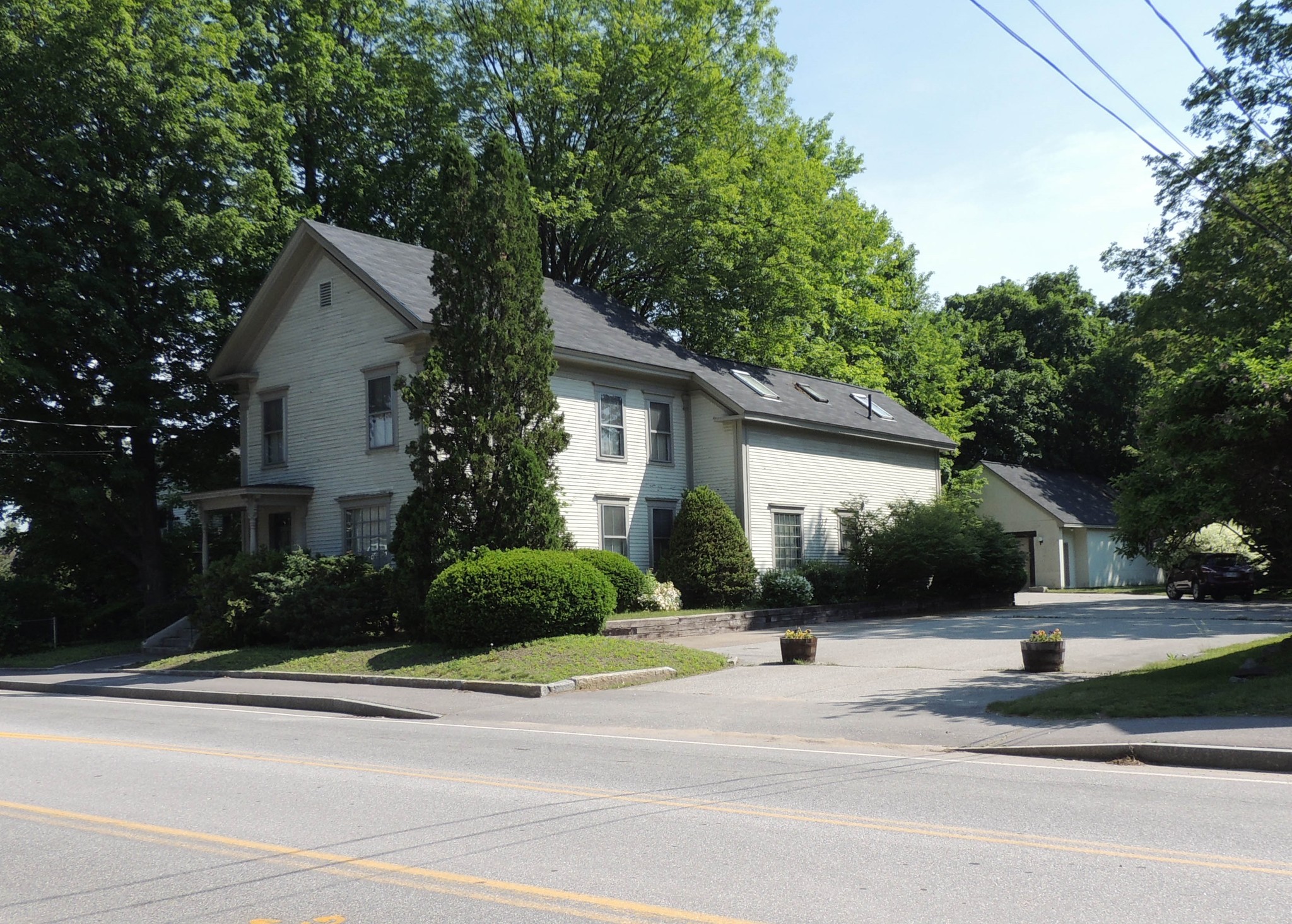 791 N Main St, Laconia, NH à vendre Photo du bâtiment- Image 1 de 1