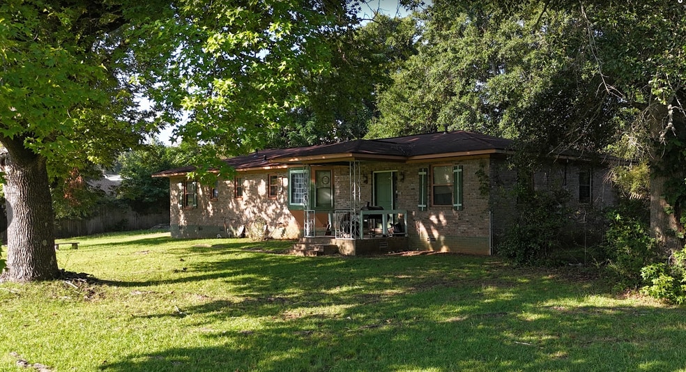 1602 Spring Dr, Opelika, AL for sale - Building Photo - Image 3 of 3