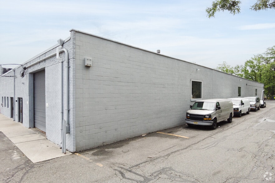 111 Moonachie Ave, Moonachie, NJ for lease - Building Photo - Image 3 of 6