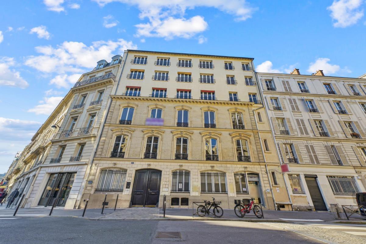 13 Rue Yves Toudic, Paris for lease Building Photo- Image 1 of 30
