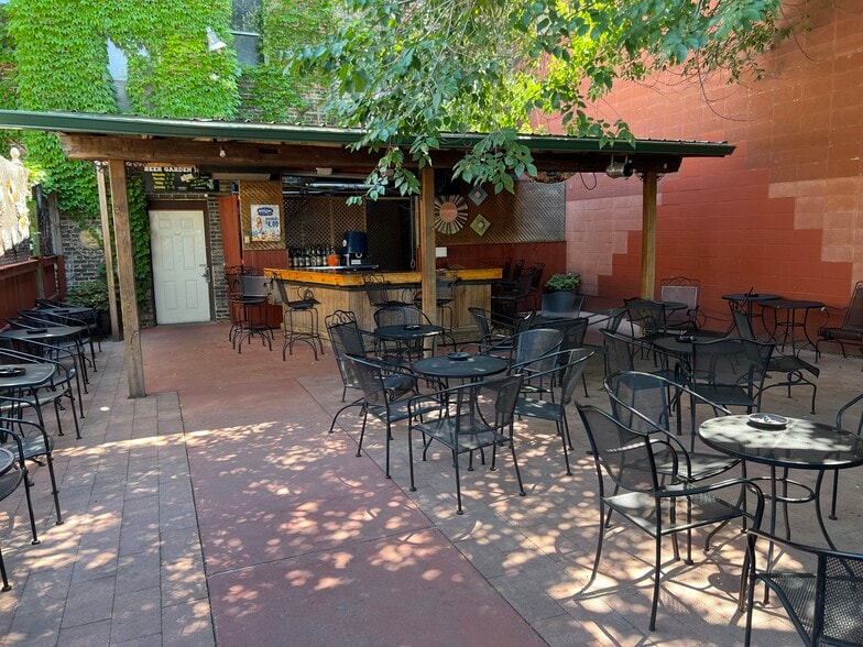 231-233 N Broadway, Green Bay, WI for sale - Building Photo - Image 3 of 4