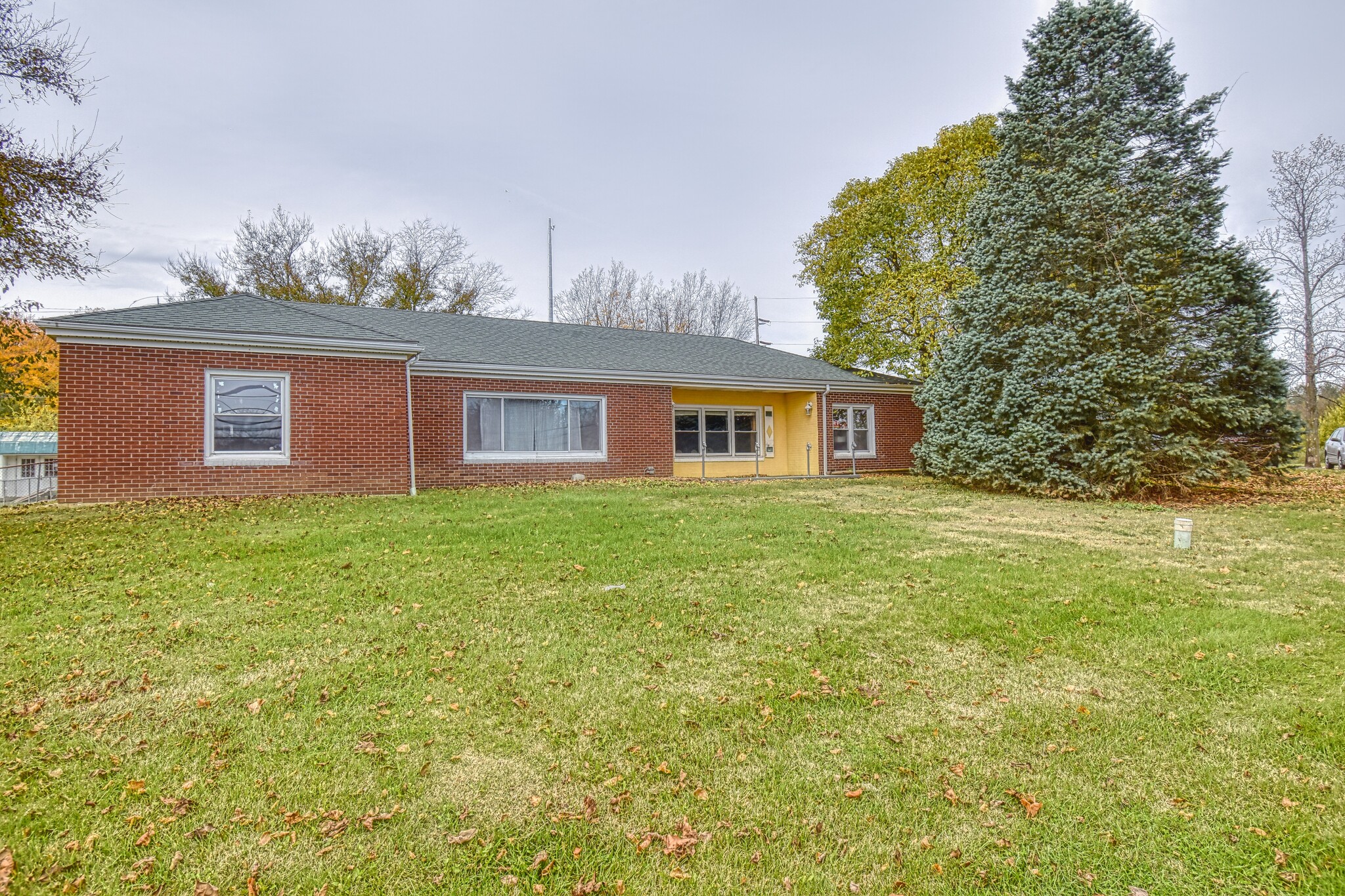 2815 Dixie Hwy, Dry Ridge, KY for sale Building Photo- Image 1 of 1