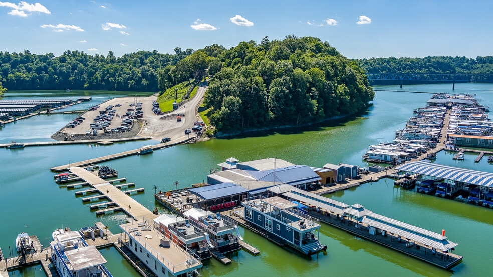 451 Lees Ford Dock Rd, Nancy, KY for sale - Building Photo - Image 3 of 5
