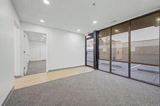 1255 South Park Dr, Kernersville, NC for lease Interior Photo- Image 1 of 7