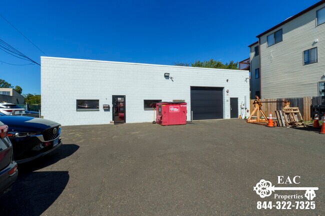 More details for 20 Crescent St, Stamford, CT - Industrial for Lease