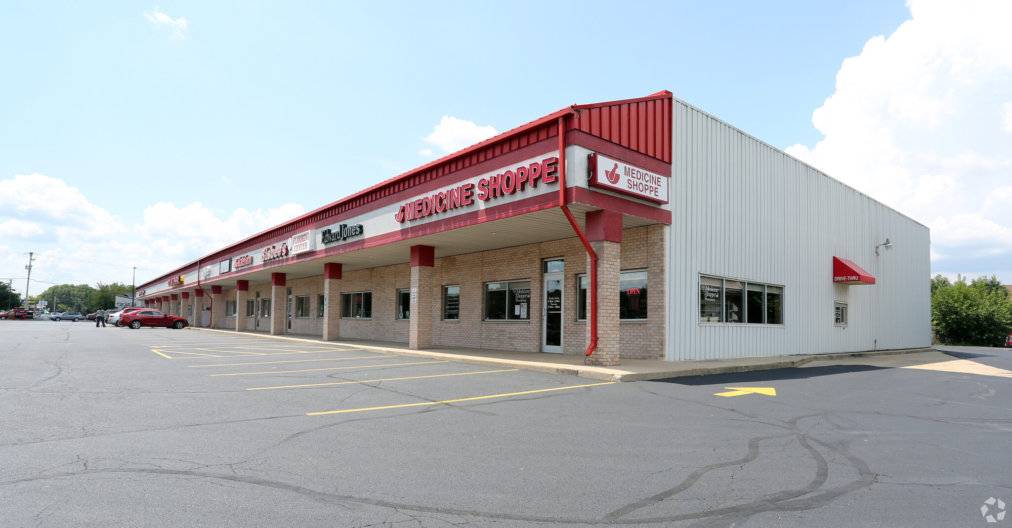 5700-5720 US Highway 51, Mc Farland, WI for sale Primary Photo- Image 1 of 1