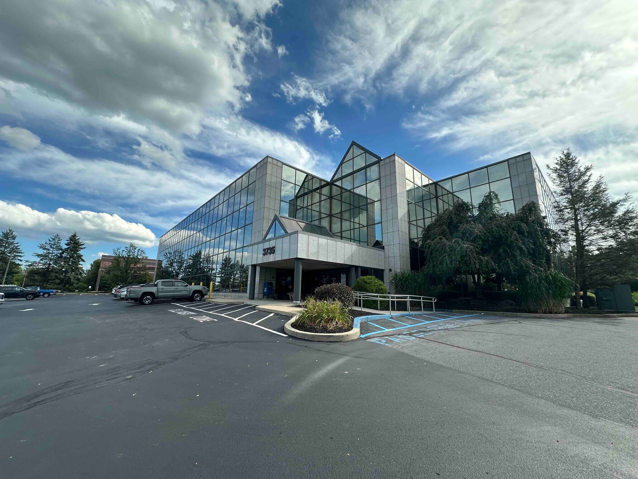 3735 Easton Nazareth Hwy, Easton, PA for lease Building Photo- Image 1 of 5