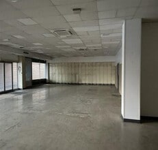 Queens Way, Weston Super Mare for lease Interior Photo- Image 2 of 2
