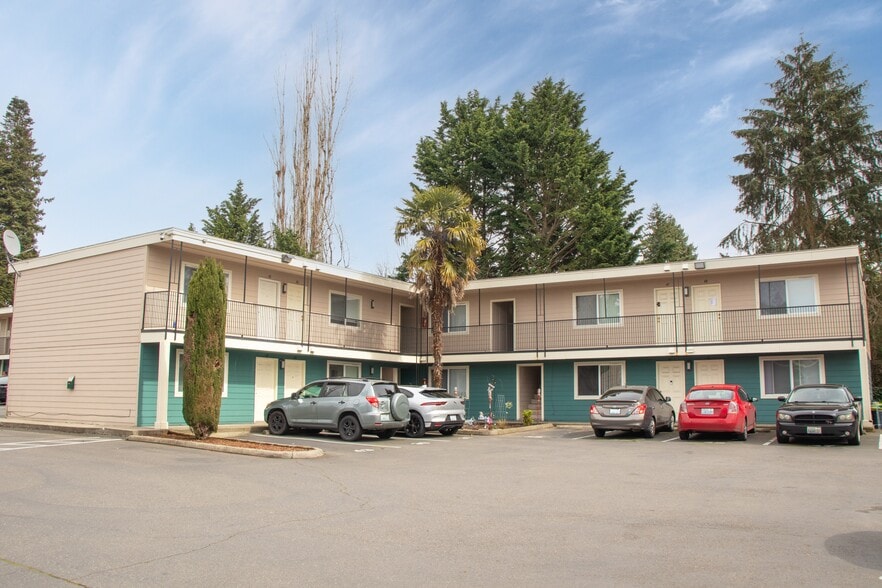 812 10th St NE, Auburn, WA à vendre - Photo du bâtiment - Image 2 de 27