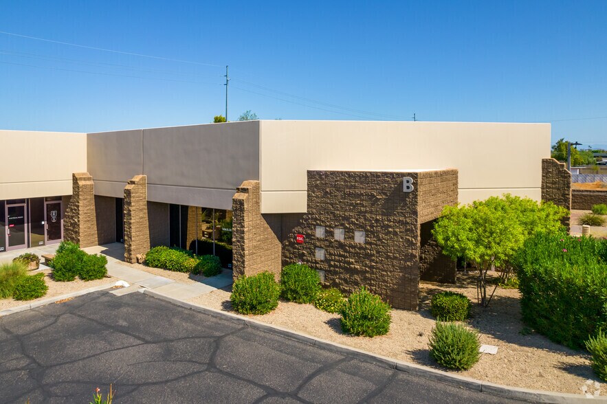 17235 N 75th Ave, Glendale, AZ à vendre - Photo du bâtiment - Image 3 de 5