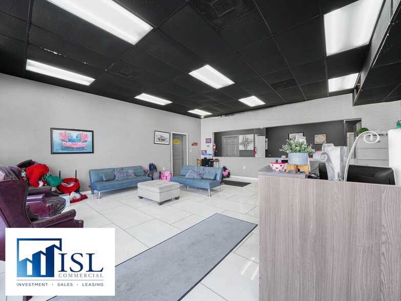 140 W Carroll St, Kissimmee, FL for lease - Building Photo - Image 2 of 17