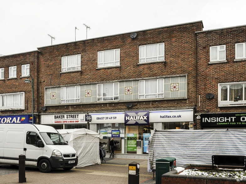 163-165 Shenley Rd, Borehamwood à louer - Photo principale - Image 1 de 4