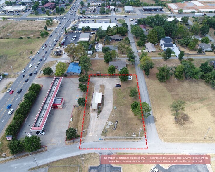 3510 SE L St, Bentonville, AR à vendre - Photo du bâtiment - Image 2 de 15