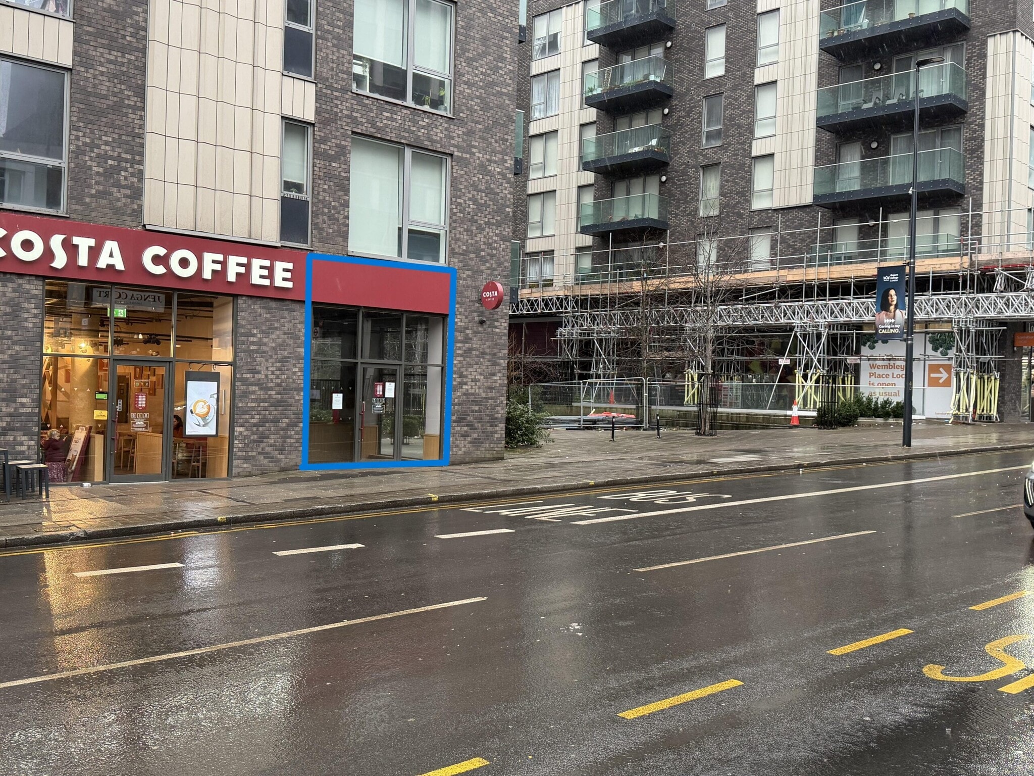 345 High Rd, Wembley à louer Photo du bâtiment- Image 1 de 1