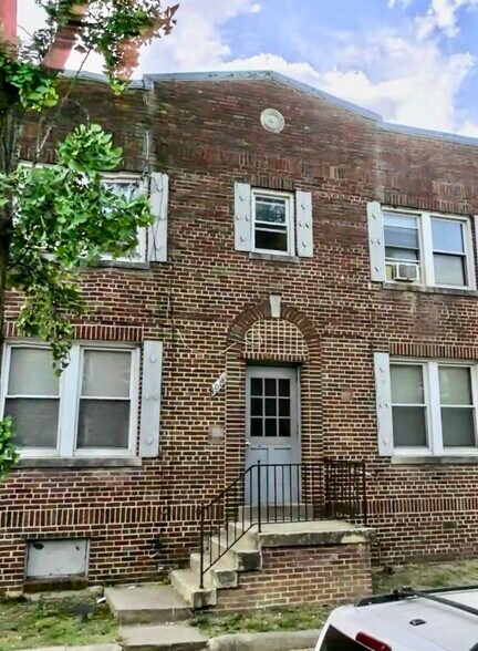 1018 16th St NE, Washington, DC à vendre - Photo principale - Image 1 de 8