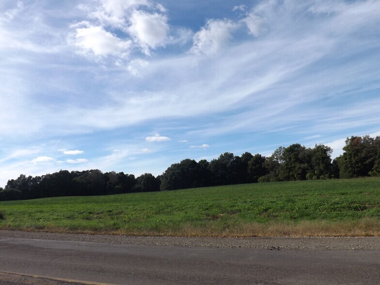 0 Main St, Hunt, NY à vendre - Photo du bâtiment - Image 3 de 5