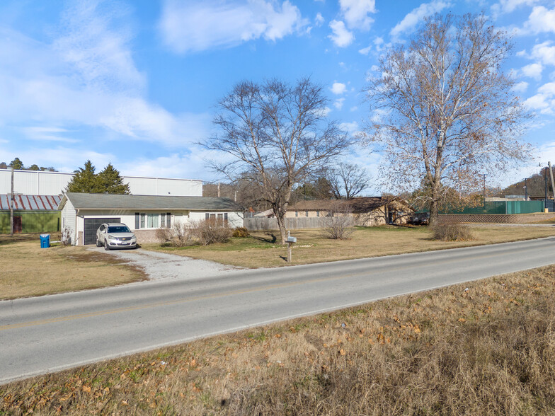 111 Bear Hollow Rd, Pineville, MO à vendre - Photo du bâtiment - Image 3 de 21