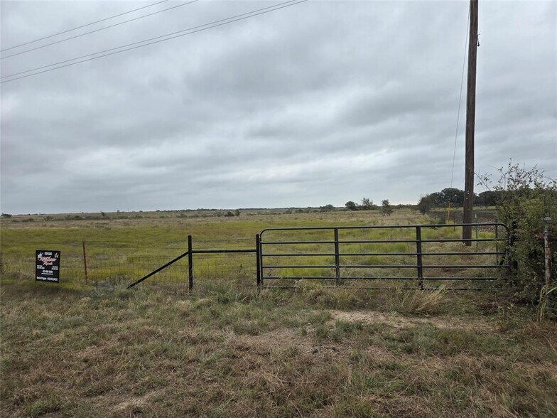 2860 FM1702, Hamilton, TX à vendre - Photo du bâtiment - Image 3 de 6