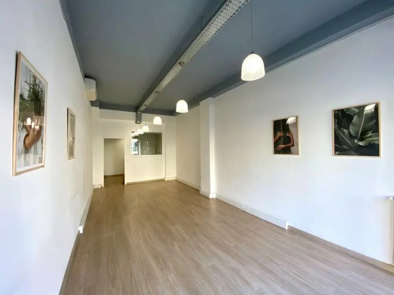 Retail in Nice for sale Interior Photo- Image 1 of 5