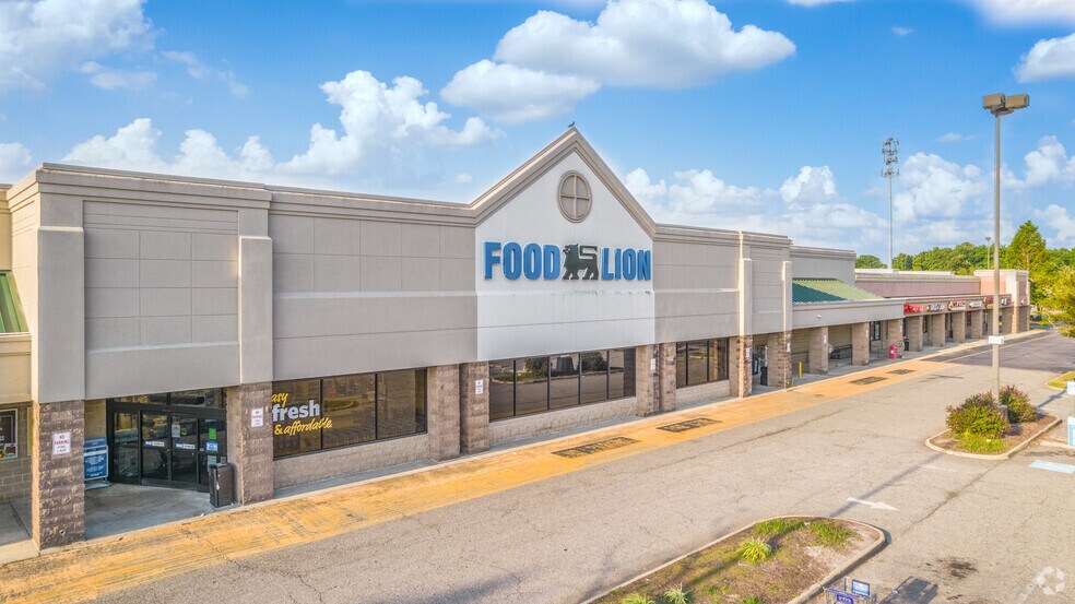 5020 Ferrell Pkwy, Virginia Beach, VA à louer - Photo du bâtiment - Image 1 de 5