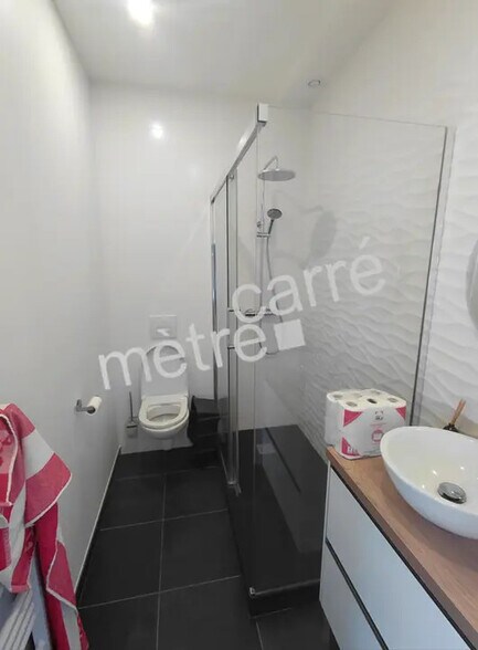 Flex dans Orvault à louer - Photo du bâtiment - Image 3 de 12