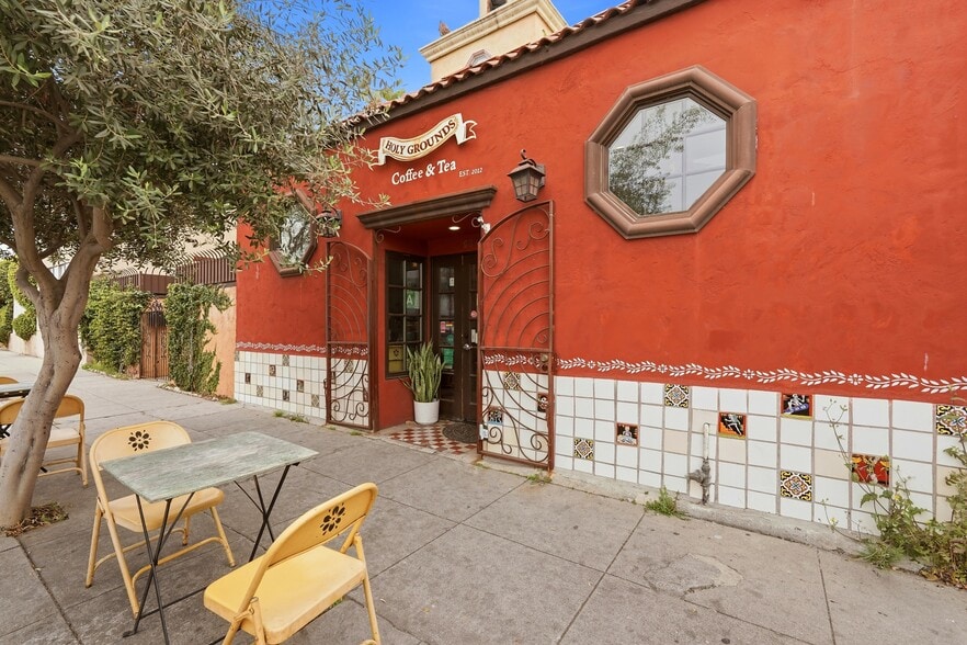 5371 Alhambra Ave, Los Angeles, CA for sale - Primary Photo - Image 1 of 26