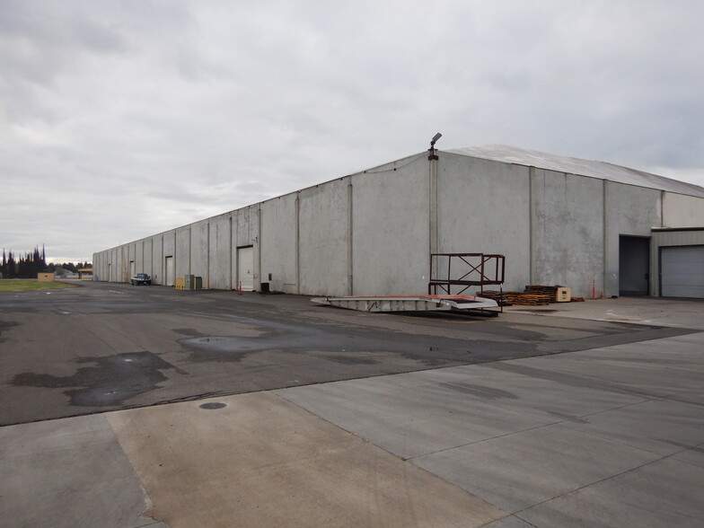 2777 N Highway 59, Merced, CA for lease - Building Photo - Image 3 of 14