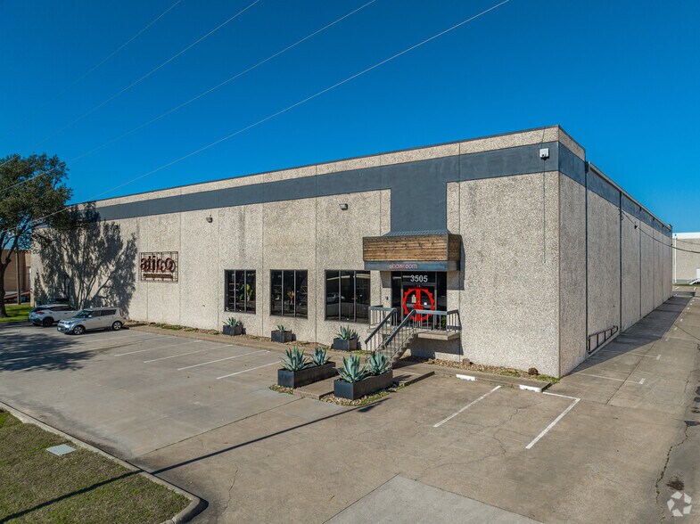 3505 Garden Brook Dr, Farmers Branch, TX à vendre - Photo principale - Image 1 de 14