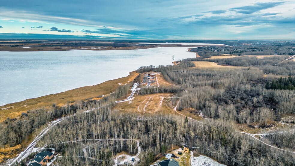 4;26;53;14;NW & 4;26;53;15;NE, Parkland County, AB for sale - Aerial - Image 3 of 4