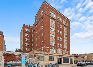 Plus de détails pour 3008 E Cheltenham Pl, Chicago, IL - Multi-résidentiel à vendre