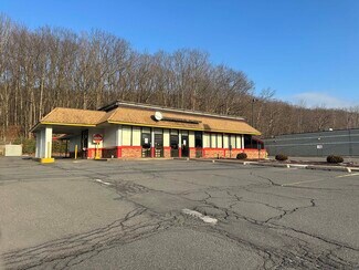 Plus de détails pour 615 Scranton Carbondale Hwy, Archbald, PA - Commerce de détail à louer
