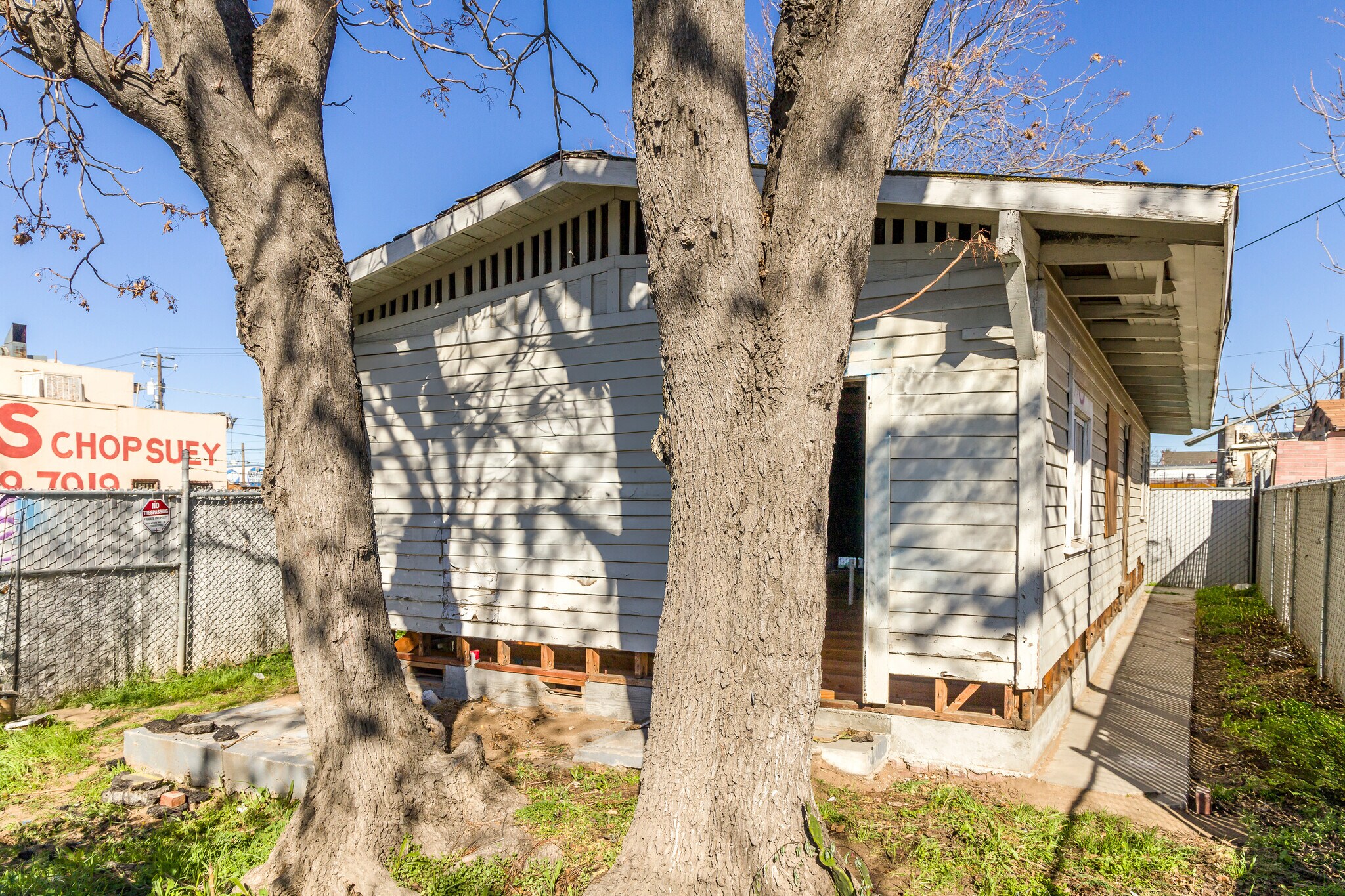 617 E Divisadero St, Fresno, CA à vendre Photo principale- Image 1 de 2