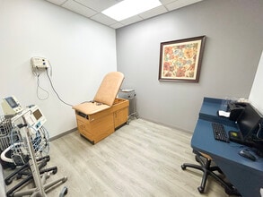 4500 Hillcrest Rd, Frisco, TX for lease Interior Photo- Image 2 of 15