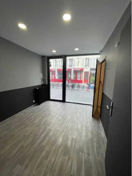 Commerce de détail dans Paris à vendre - Photo intérieure - Image 2 de 10