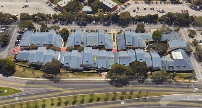 913 Gulf Breeze Pky, Gulf Breeze, FL - AERIAL  map view - Image1