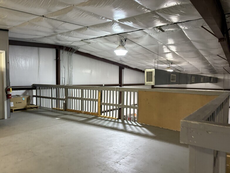 965 Patrick Ind Ct, Winder, GA à louer - Photo du bâtiment - Image 3 de 4