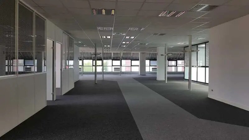 Bureau dans Rouen à louer Photo intérieure- Image 1 de 9