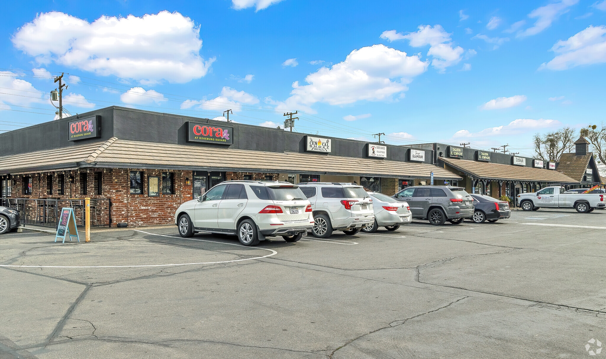 839-921 W Roseburg Ave, Modesto, CA for lease Primary Photo- Image 1 of 23