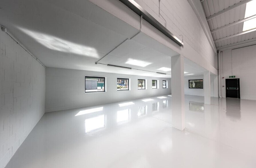 Telford Way, London for lease - Building Photo - Image 3 of 9