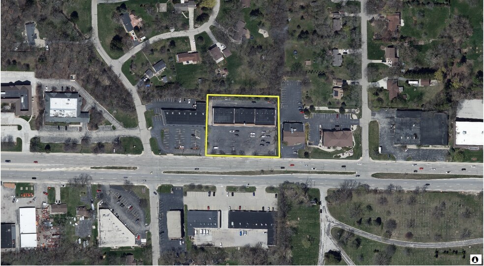 13640-13680 W Capitol Dr, Brookfield, WI for lease - Aerial - Image 2 of 3