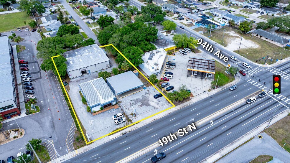 9292 49th St N, Pinellas Park, FL à vendre - Photo principale - Image 1 de 13