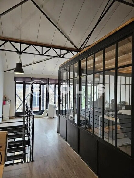 Bureau dans Arcueil à louer - Photo du bâtiment - Image 2 de 15